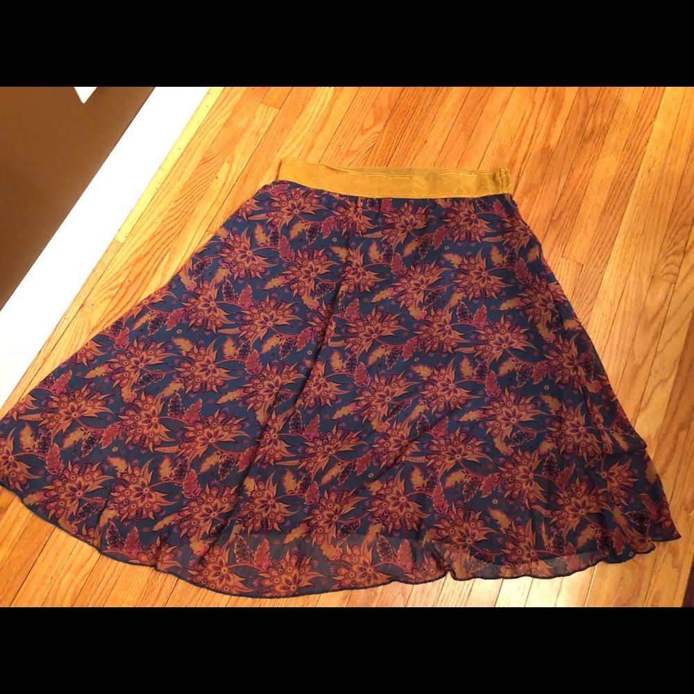 Beautiful paisley floral Lola skirt
